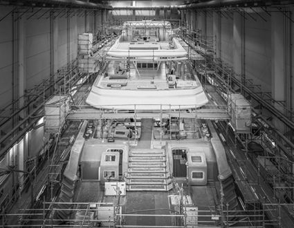 70M CRN M/Y 145 PROJECT THUNDERBALL - OUTSTANDING