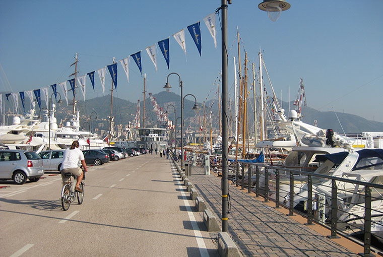 Marina Genova Aeroporto 35m