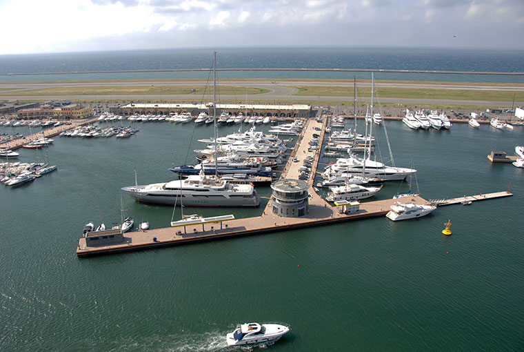 Marina Genova Aeroporto 35m
