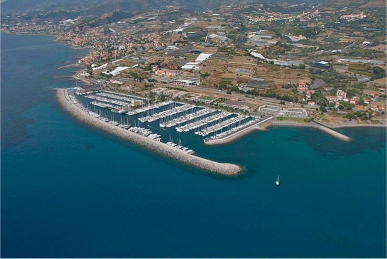 Marina degli Aregai 18m
