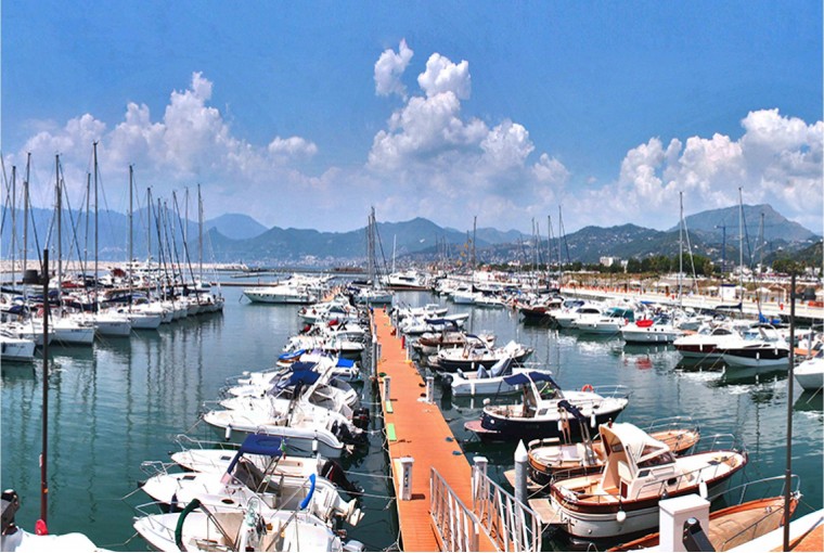 Marina d'Arechi 33m Marina d'Arechi 33m