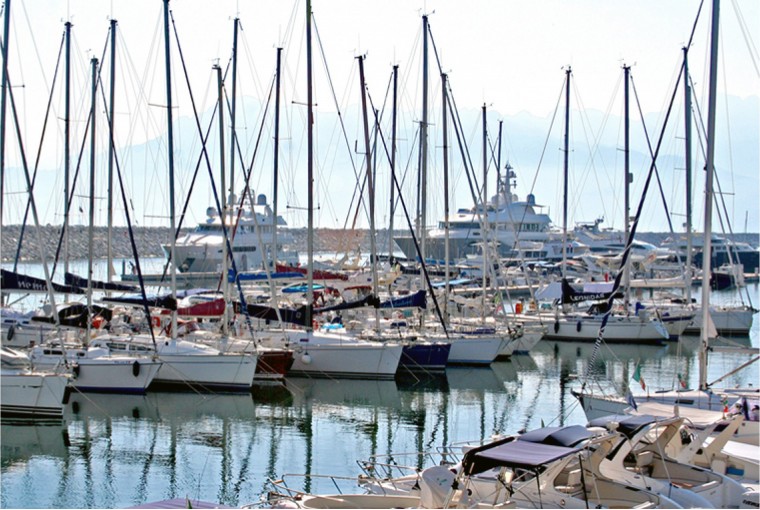 Marina d'Arechi 33m Marina d'Arechi 33m