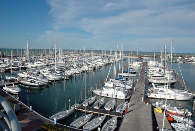 Marina di Rimini 27m