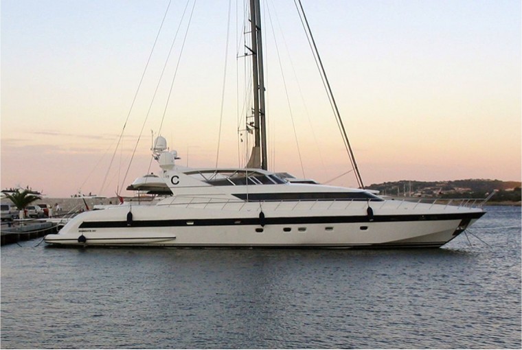 Marina di Portisco 30m| REDUCED  Marina di Portisco 30m| REDUCED