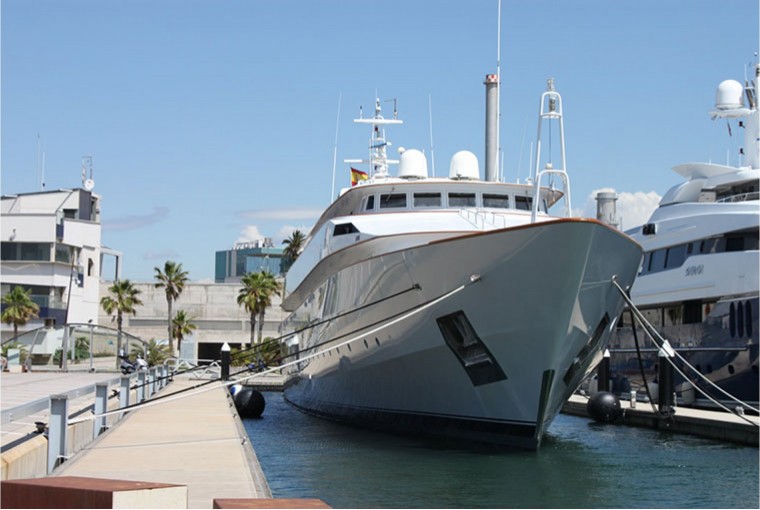 Port Fòrum 18m