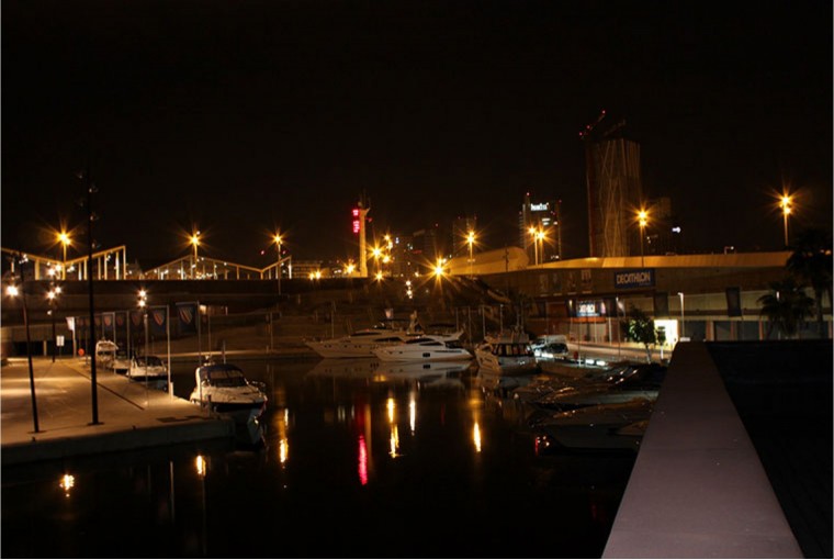 Port Fòrum 18m