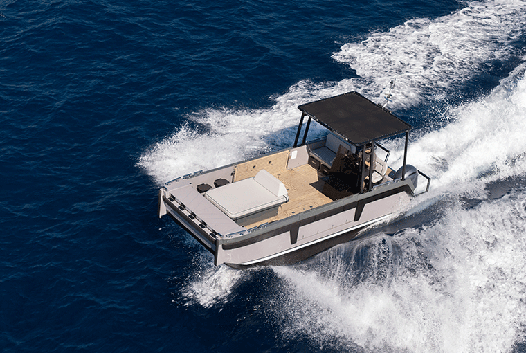 Alunautic Tricat 740