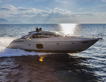 pershing 70 dubai2018 inwardsmarine