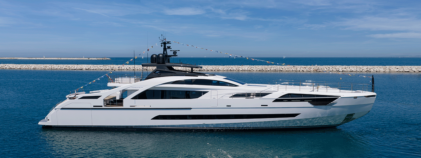 Pershing 140