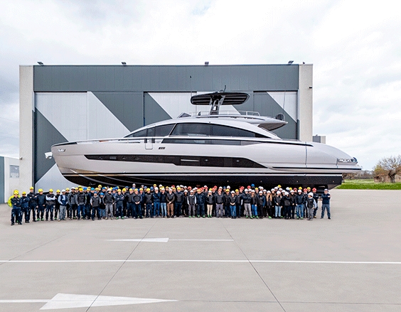 Pershing GTX80 - First Unit Launched