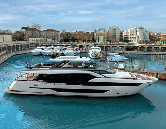 NEW Ferretti Yachts 940 Launched